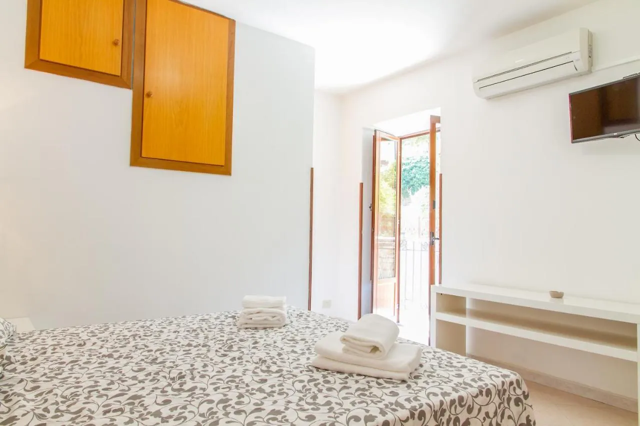 77 Rooms Cefalu